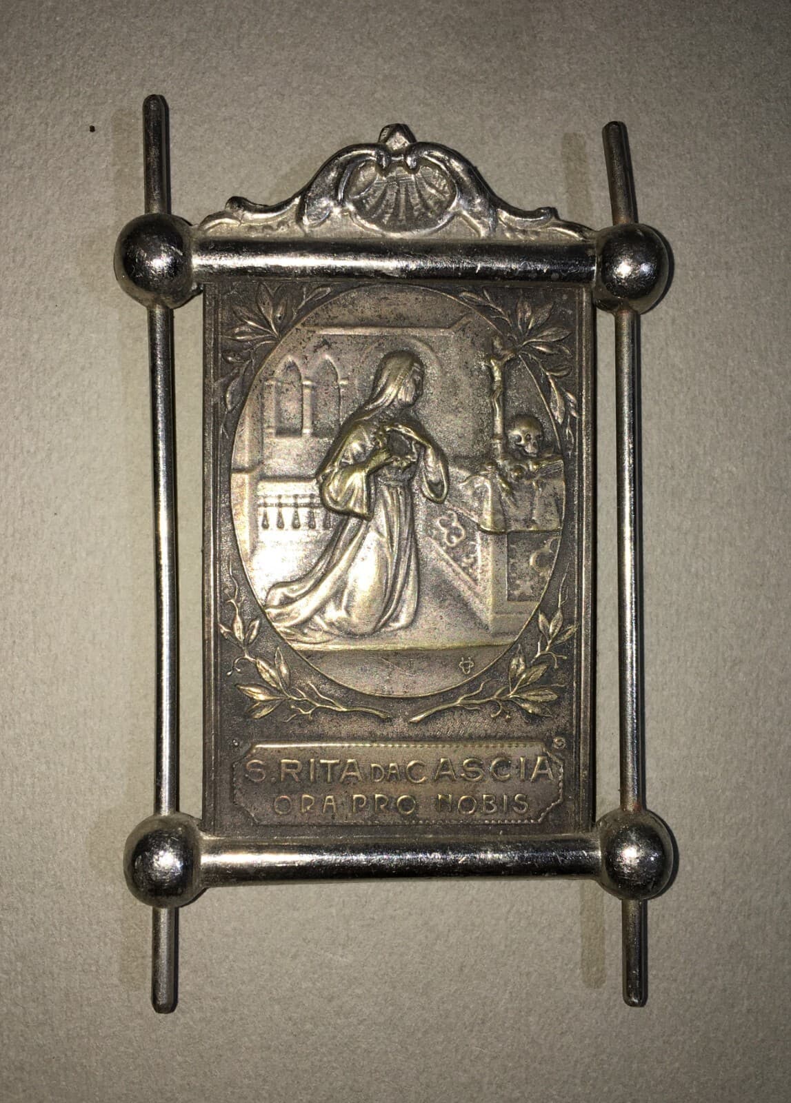 Arte Popolare Devozionale: Santa Rita Da Cascia, Antica Placchetta A Rilievo In Metallo