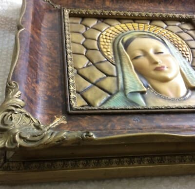 Arte Devozionale: Pannello Policromo Decorativo Con Madonna