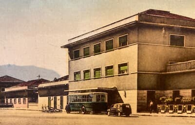 Abruzzo, Sulmona: Stazione Ferroviaria, Prospettiva d'Epoca Con Autobus