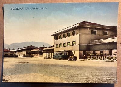 Abruzzo, Sulmona: Stazione Ferroviaria, Prospettiva d'Epoca Con Autobus