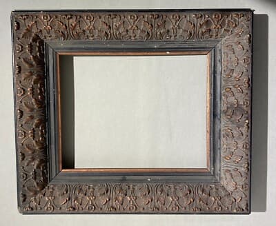 Cornice Antica In Legno Con Decori Floreali In Rilievo