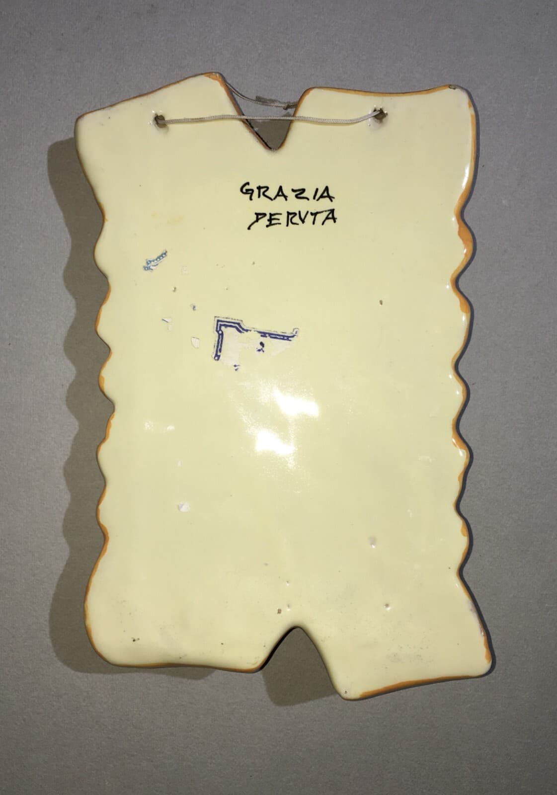 Folklore, Antropologia, Ceramica Da Collezione Con Decori Floreali, Deruta, Grazia