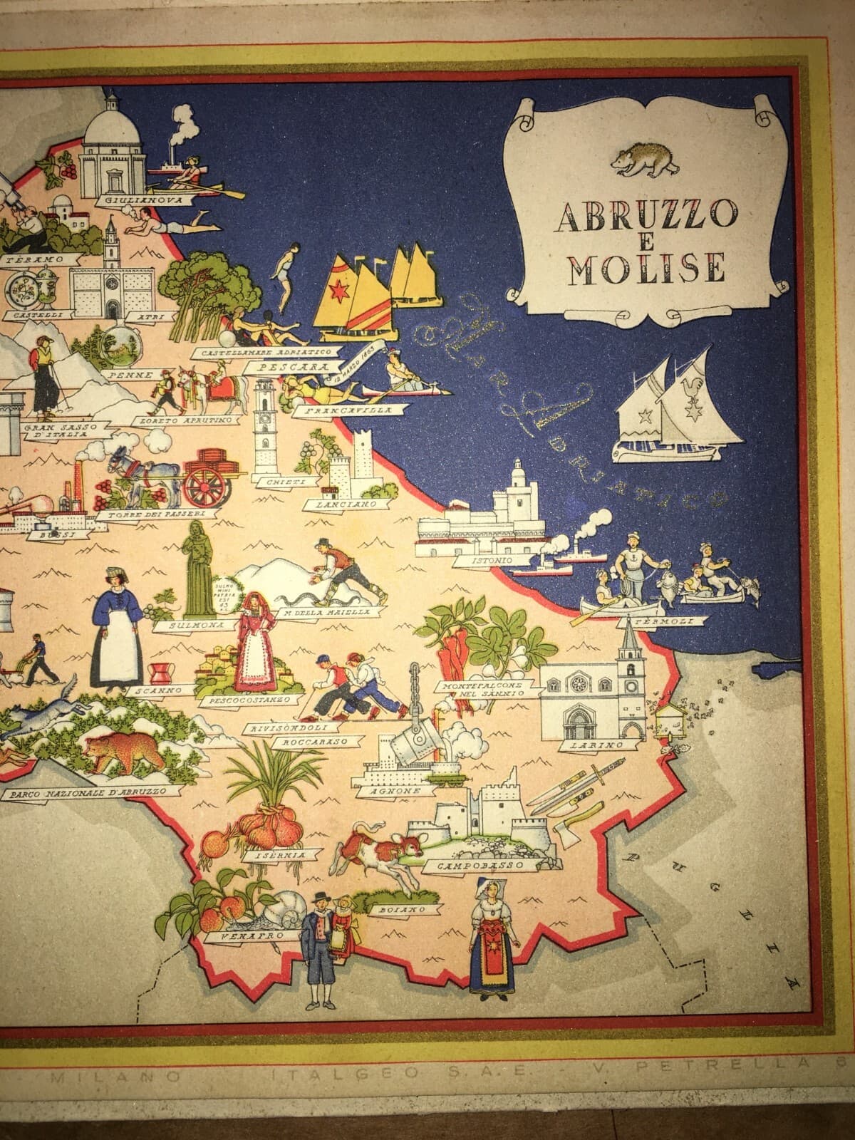 Abruzzo E Molise: Mappa Cartografica Artistica Di Vsevolode Nicouline