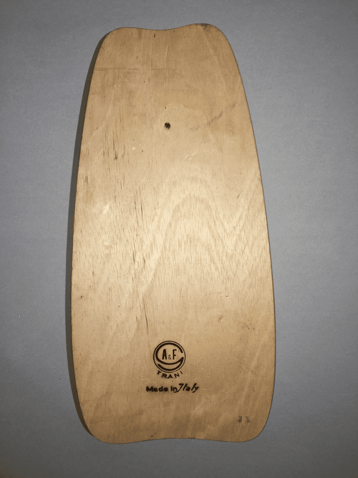 Arte Popolare: Costume Femminile, Pannello In Intarsio Ligneo Decorativo (Trani)