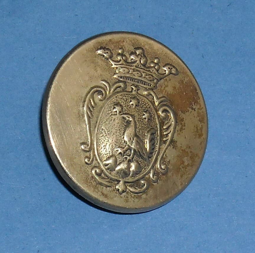 Araldica E Militaria: Antico Bottone Della Casata Gentilizia Corvo O Corbo, Olivieri, Napoli