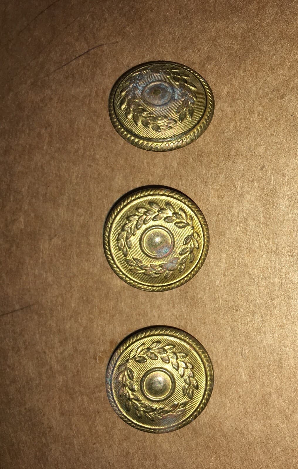 Militaria, Araldica, Bottoni Antichi Da Collezione