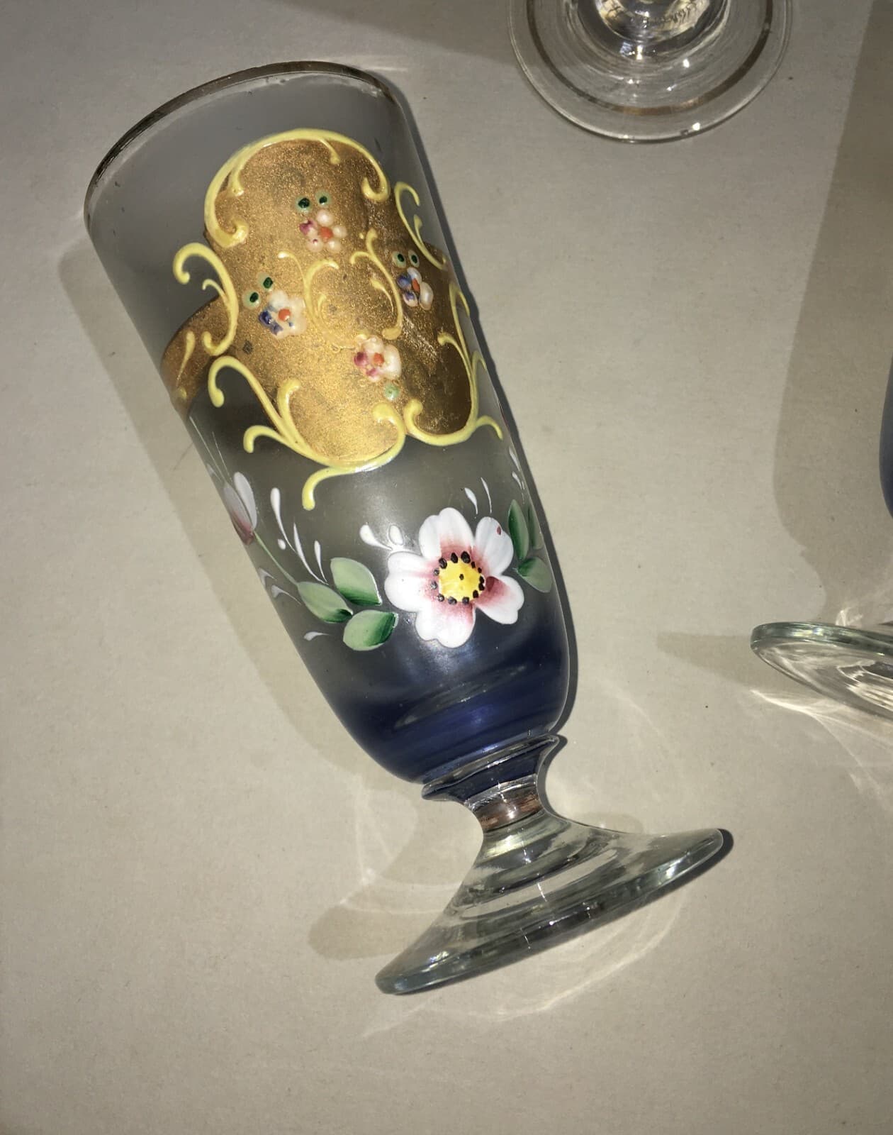 Arte Del Vetro: Bicchieri Decorati Floreali E Con Dorature Liberty