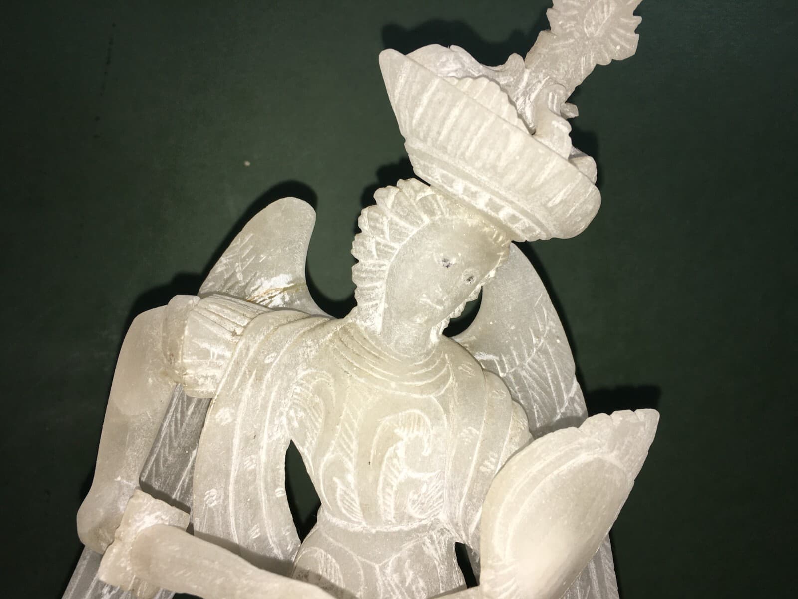 Arte Popolare Devozionale: Scultura Di San Michele Arcangelo In Alabastro