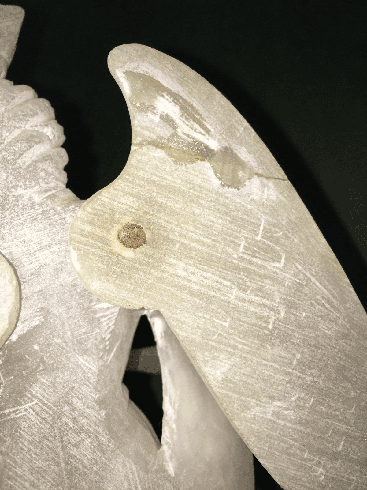 Arte Popolare Devozionale: Scultura Di San Michele Arcangelo In Alabastro