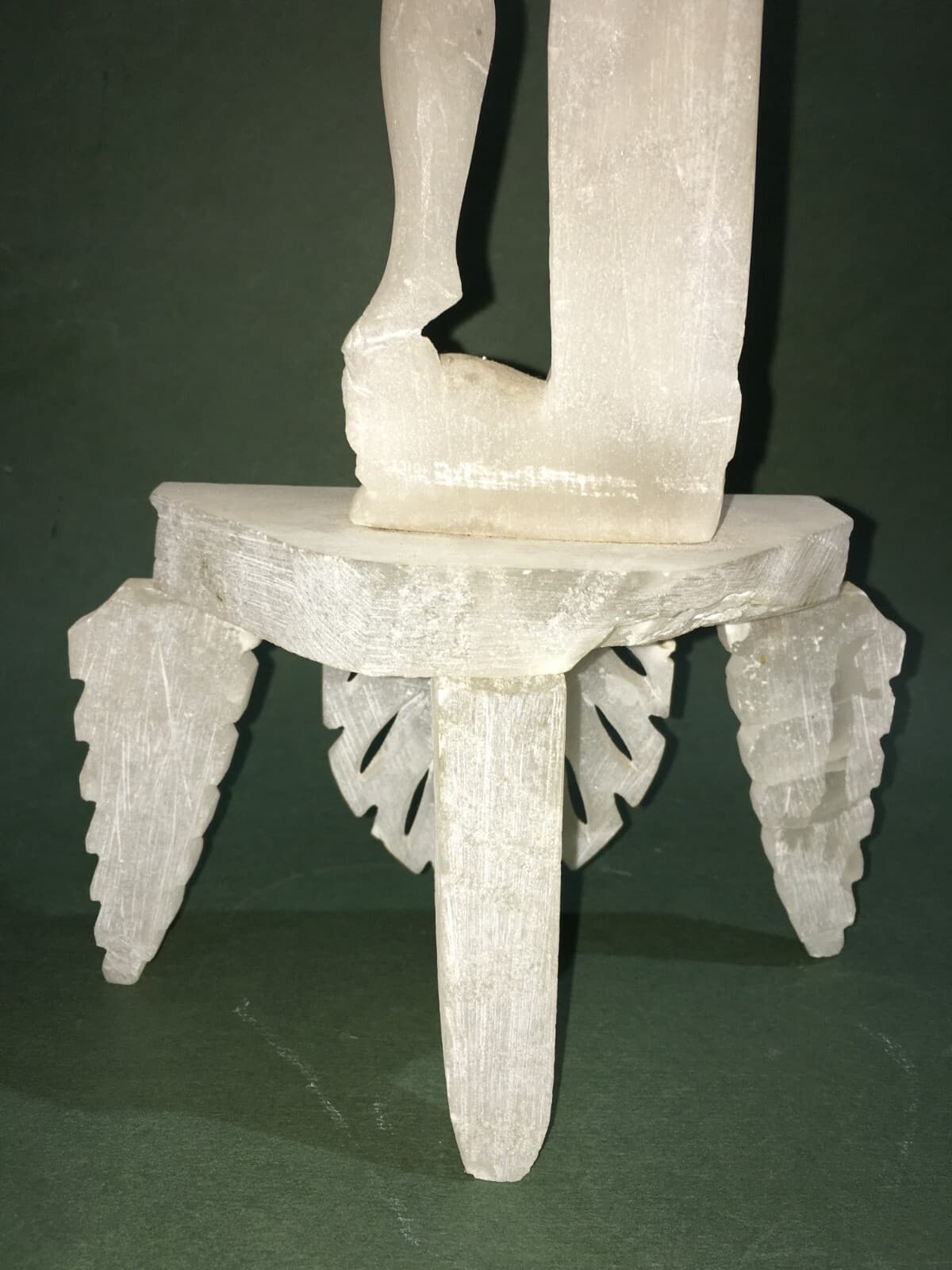 Arte Popolare Devozionale: Scultura Di San Michele Arcangelo In Alabastro