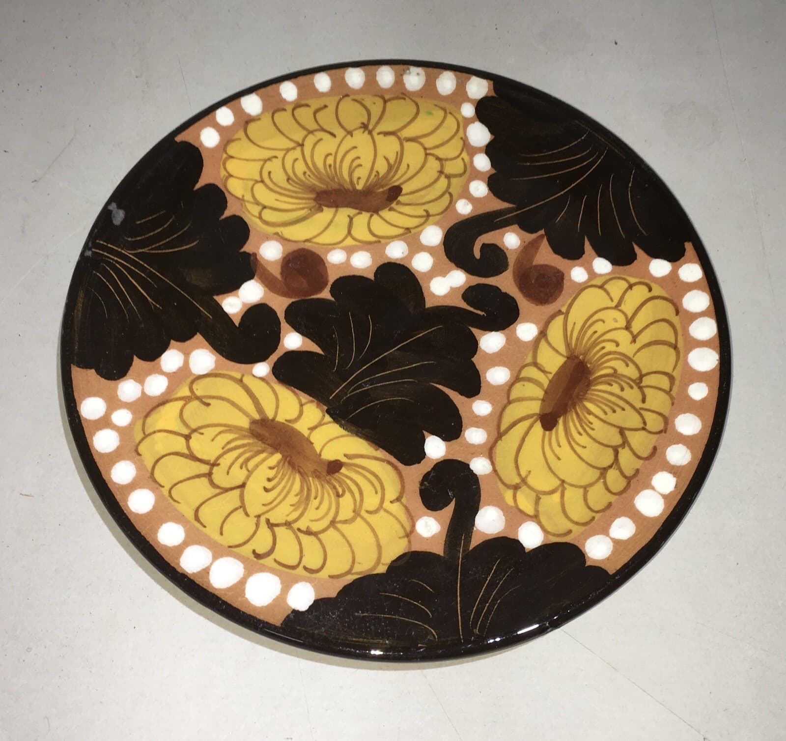 Piatto In Ceramica Con Decoro Floreale, Siglato CV Italy