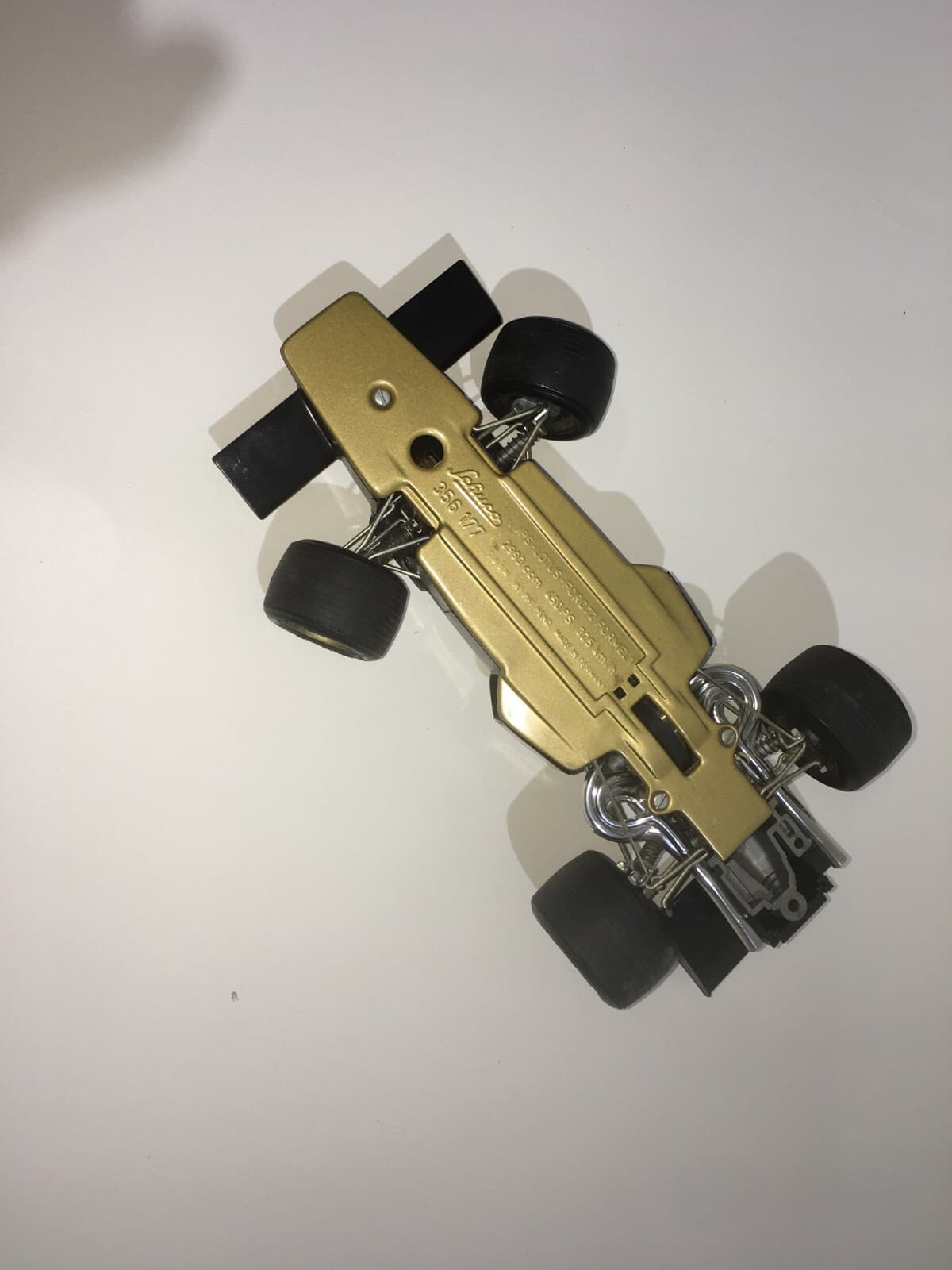 Automobilismo: Automobilina Da Collezione Lotus John Player Special Texaco Schuco