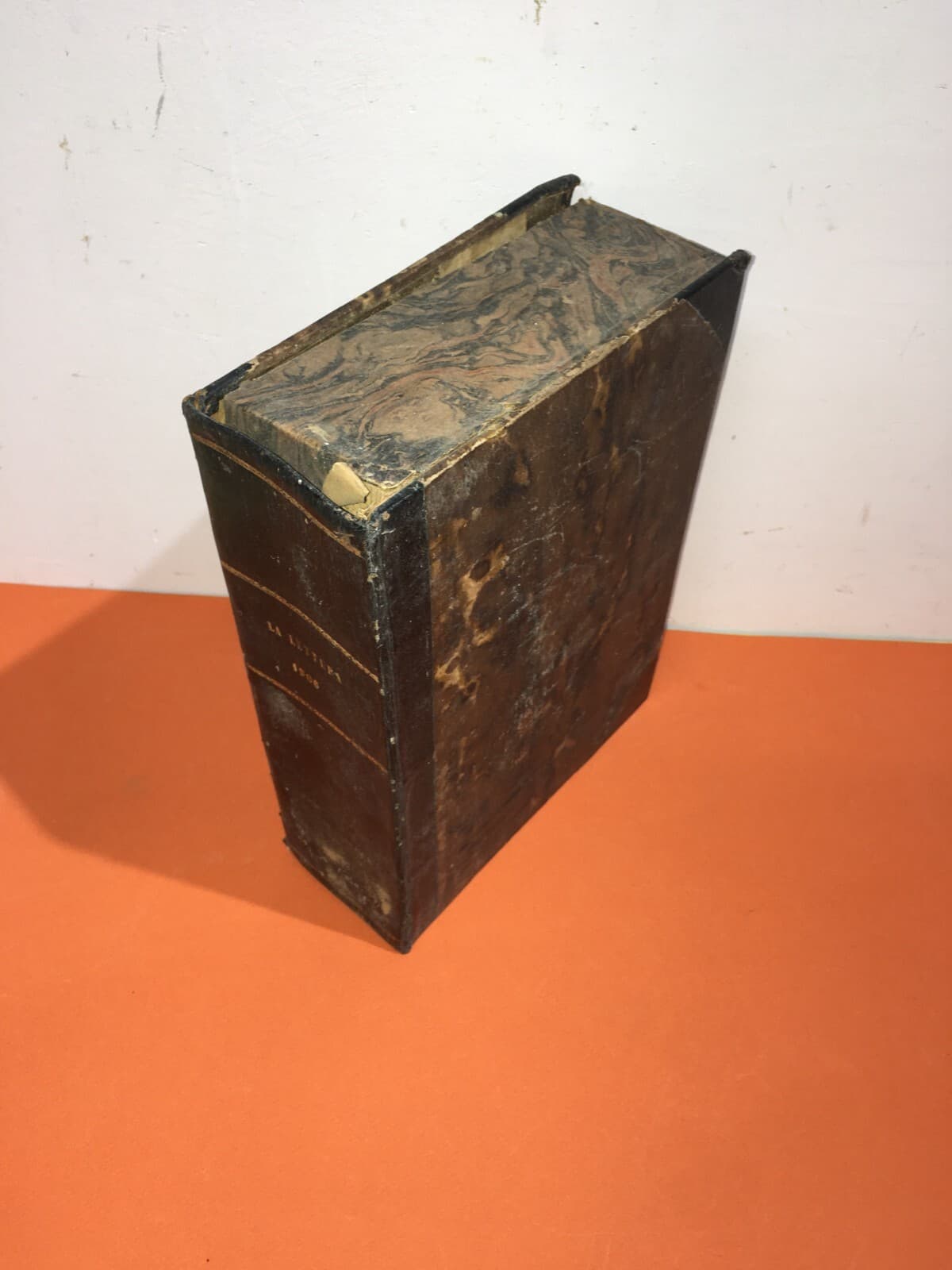 Antica Legatura A Scatola Simulante La Rivista La Lettura (1906)