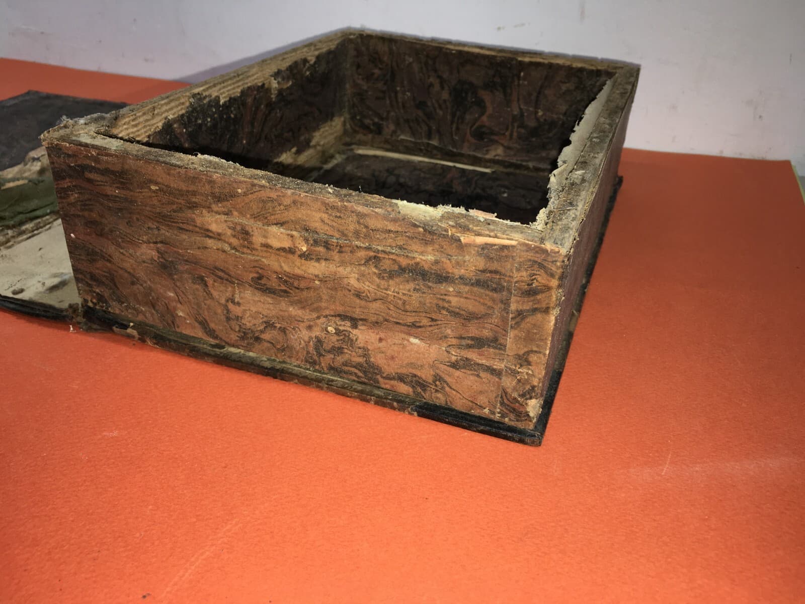 Antica Legatura A Scatola Simulante La Rivista La Lettura (1906)