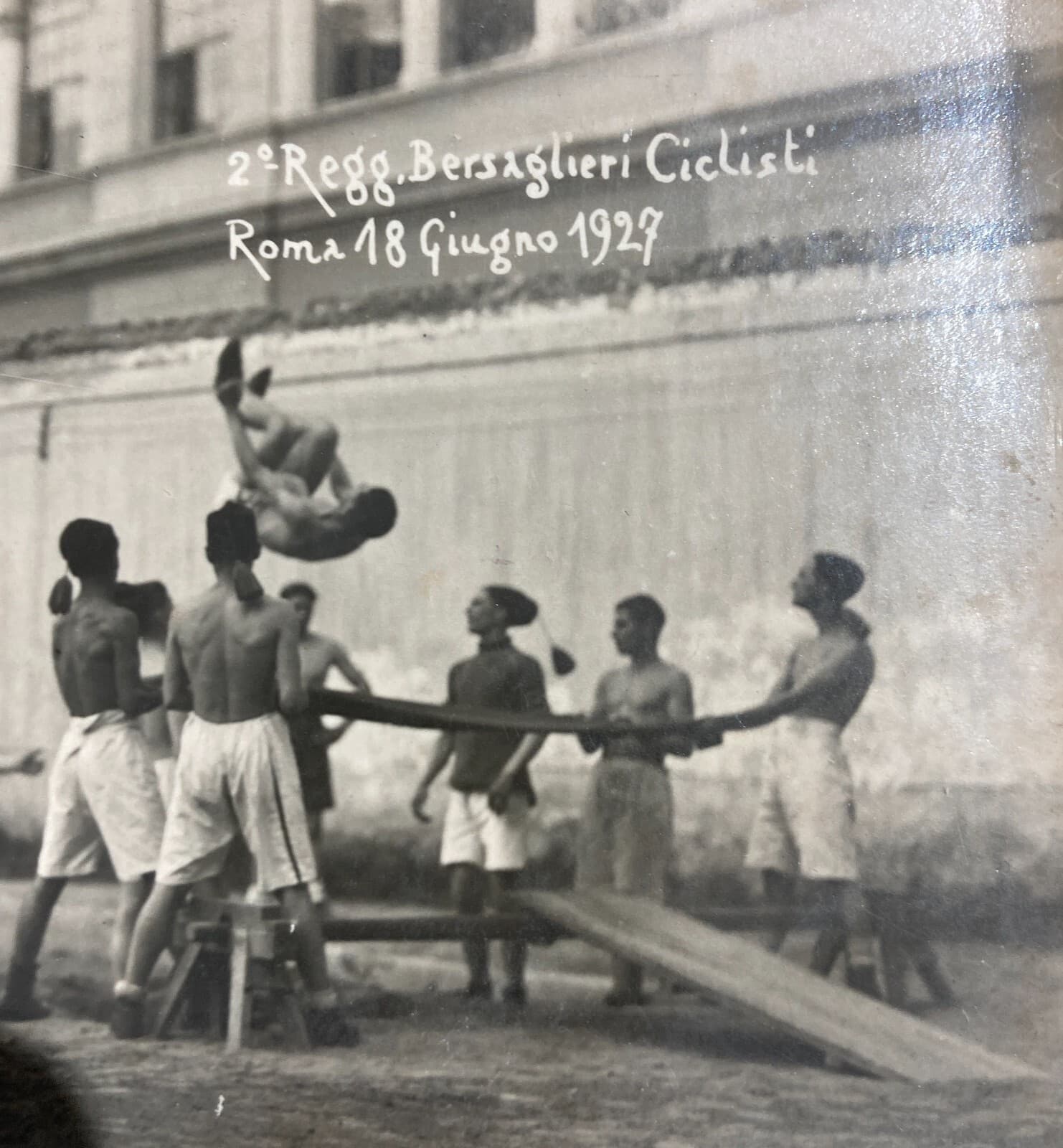 Militaria: Antica Fotografia Originale Dei Bersaglieri Ciclisti A Roma, 1927