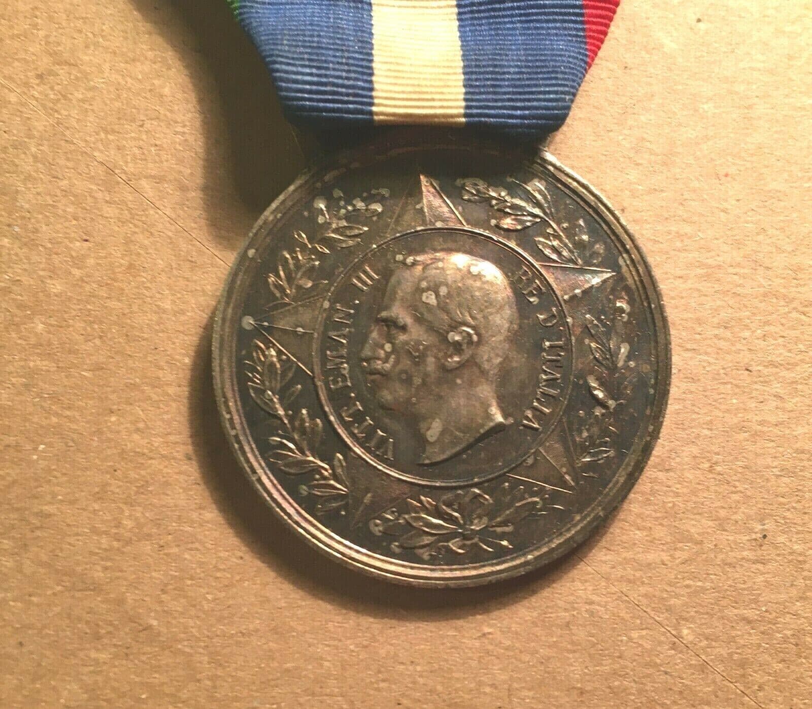 Militaria, Araldica, Savoia, Guardia d'Onore: Medaglia Di Vittorio Emanuele III