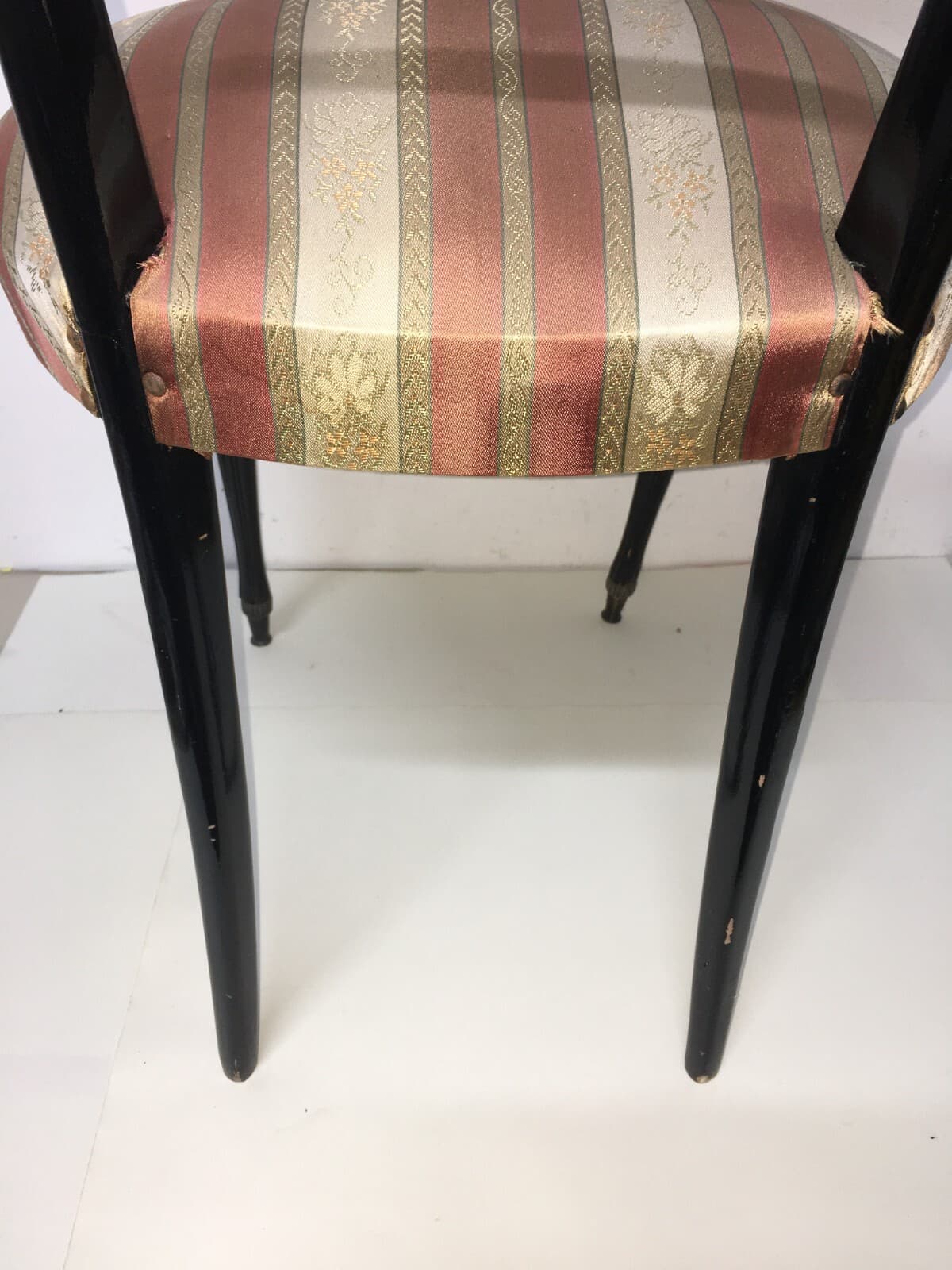 Sedia Stilizzata d'Epoca Da Restaurare (modernariato Design)