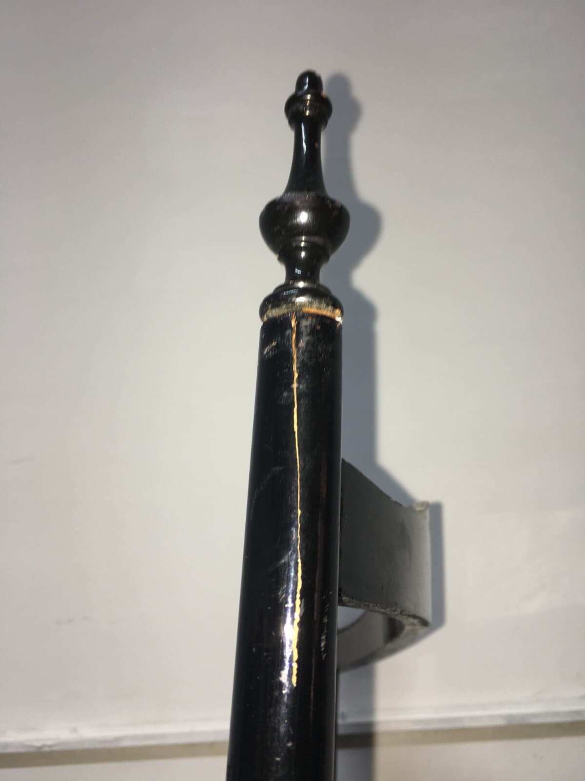 Sedia Stilizzata d'Epoca Da Restaurare (modernariato Design)