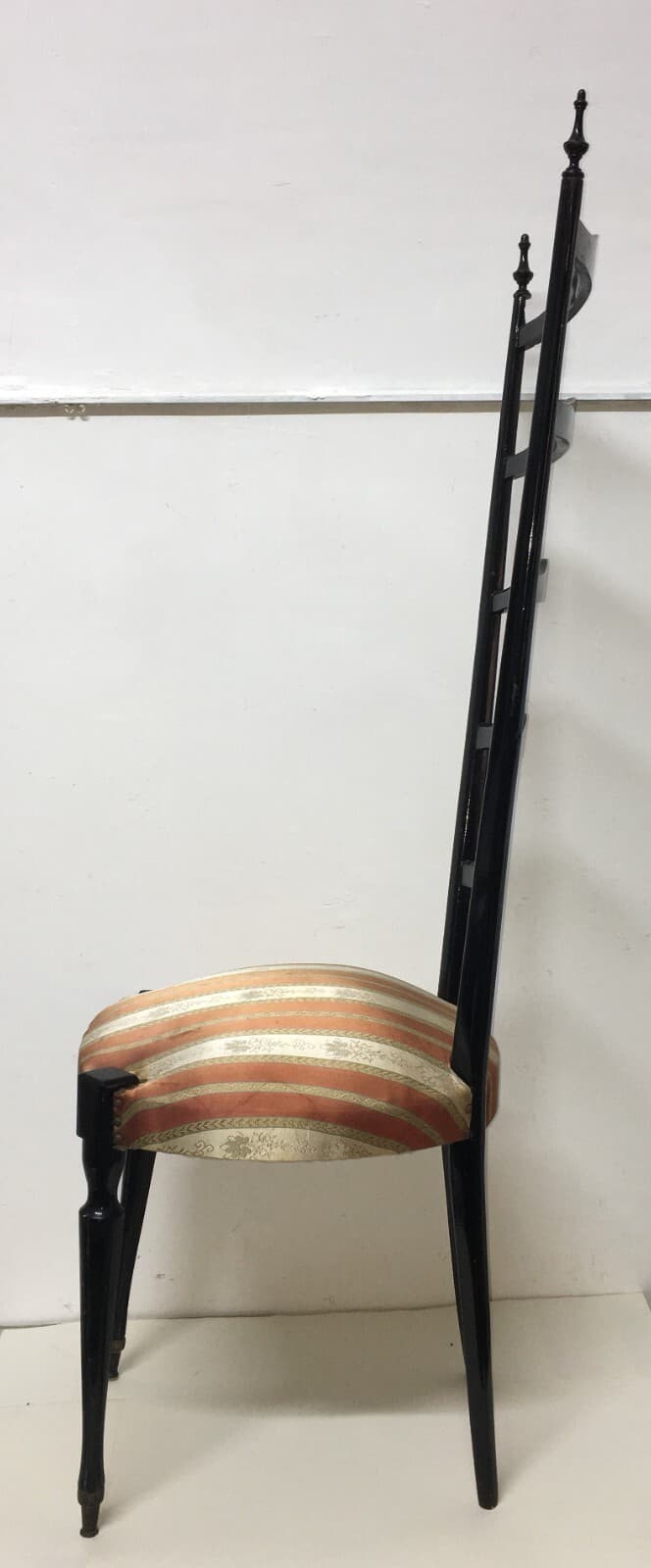 Sedia Stilizzata d'Epoca Da Restaurare (modernariato Design)