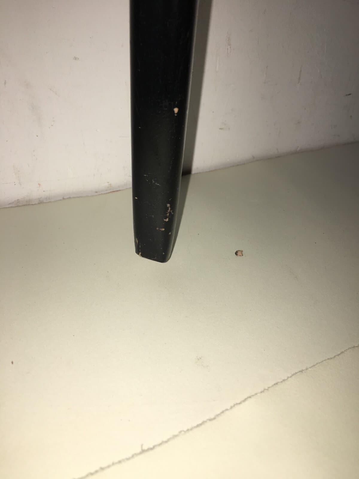 Sedia Stilizzata d'Epoca Da Restaurare (modernariato Design)