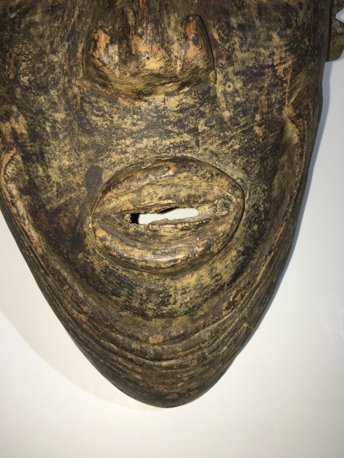 Maschera Africana In Scultura Lignea (arte Tribale)