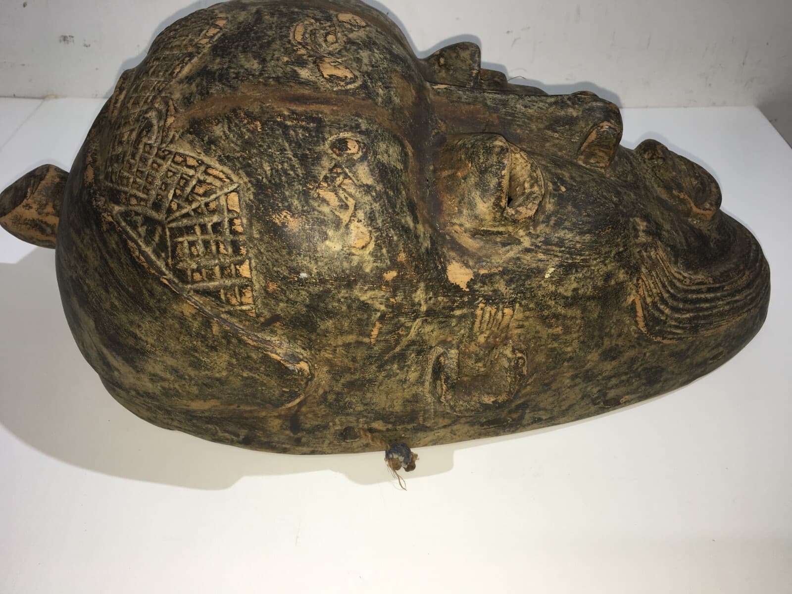 Maschera Africana In Scultura Lignea (arte Tribale)