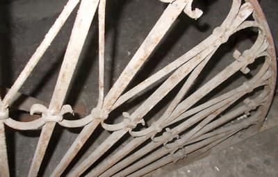 Ferro Battuto: Grande Sovrapporta Antica Decorativa, Da Restaurare