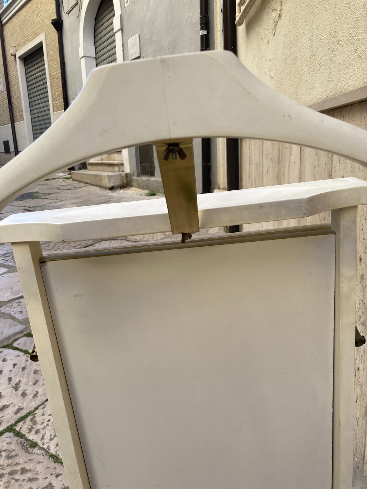 Mobile Servo Muto Reguitti In Legno Laccato Bianco