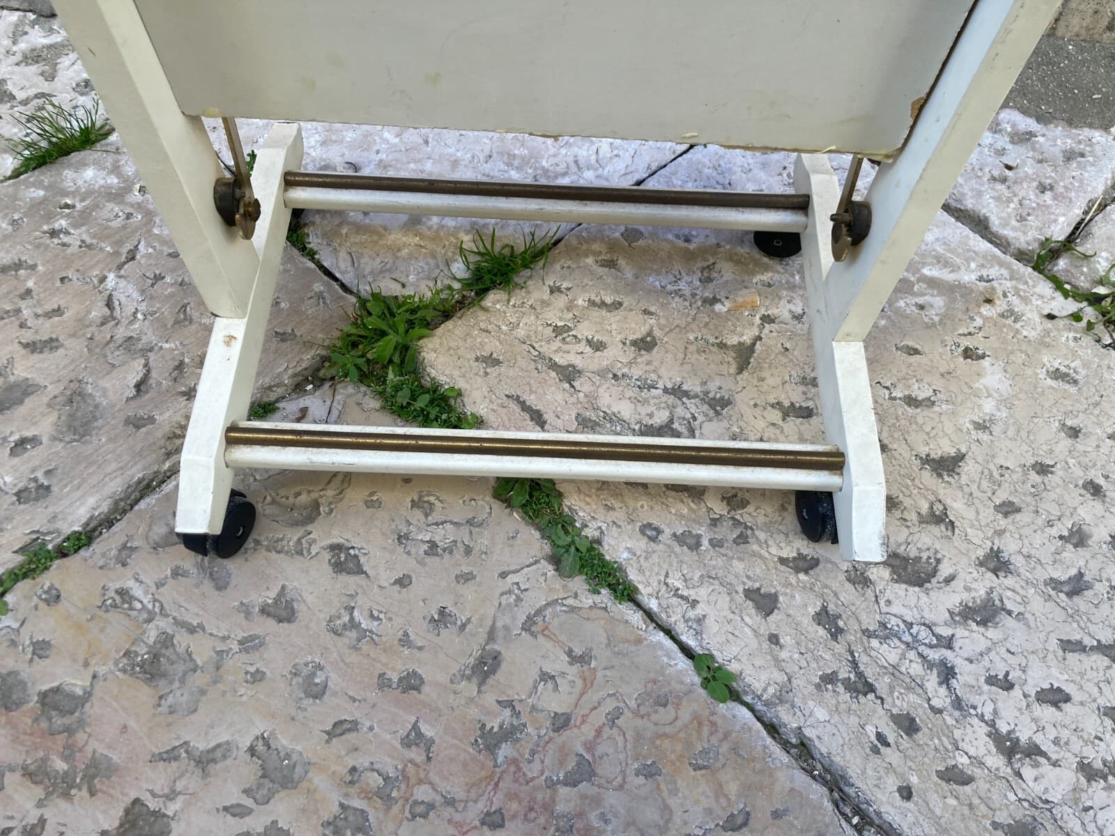 Mobile Servo Muto Reguitti In Legno Laccato Bianco