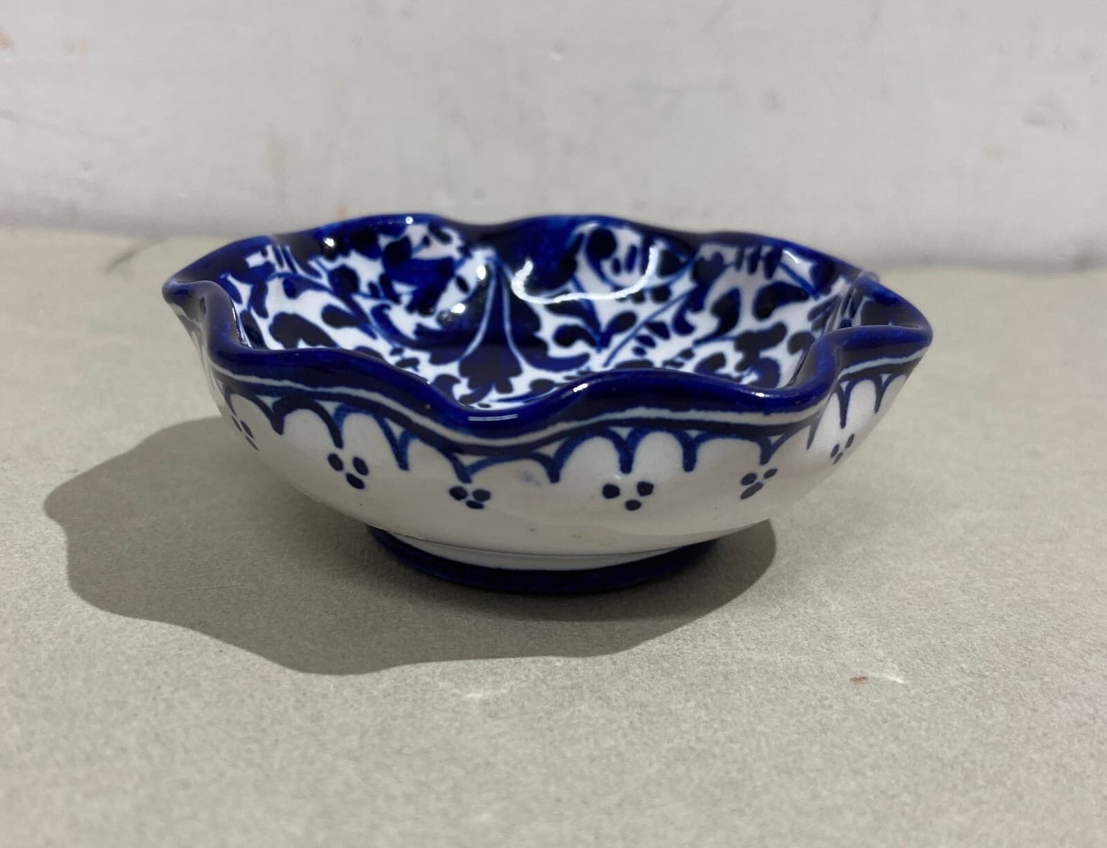 Faenza Gatti: Mini Ceramica Da Collezione Con Decoro E Monogramma