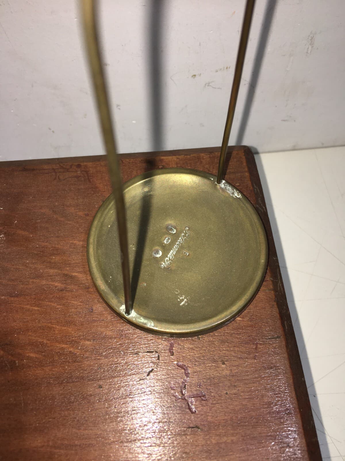 Bilancia Antica Con Pesi Per Farmacia E Oreficeria