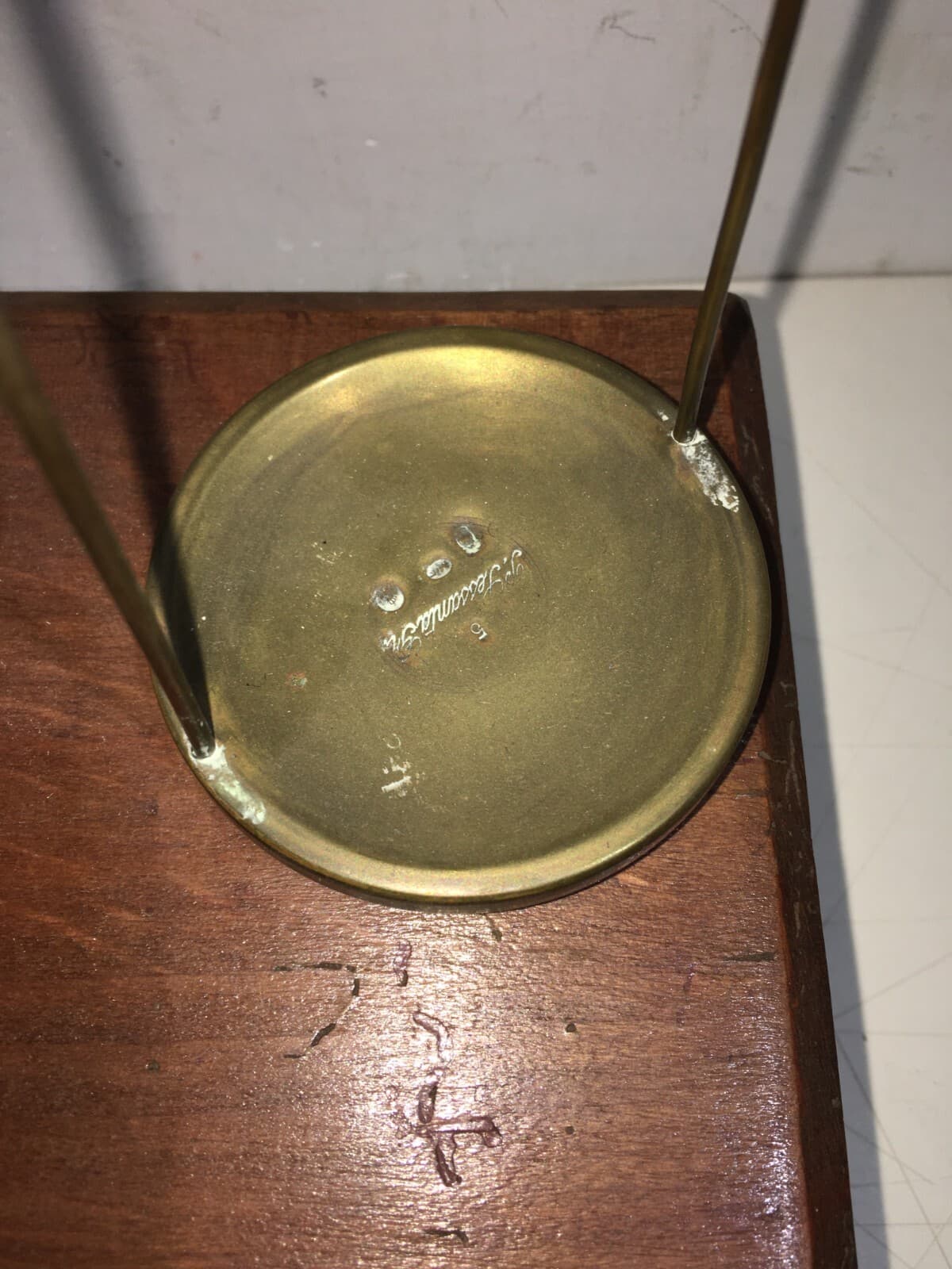 Bilancia Antica Con Pesi Per Farmacia E Oreficeria