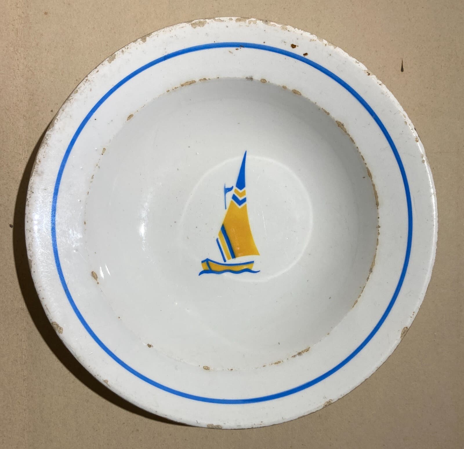 Piatto In Ceramica Con Decoro Aerografato, Barca A Vela, Era Ponti, Mondovì