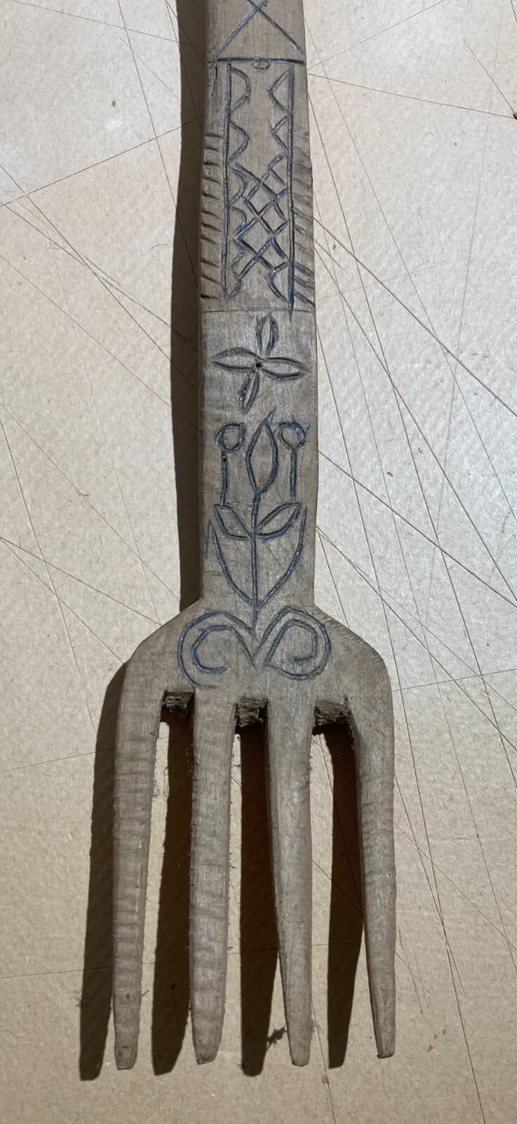 Folklore   Artigianato Popolare Del Legno   Forchettone Con Decori Incisi d'Epoca