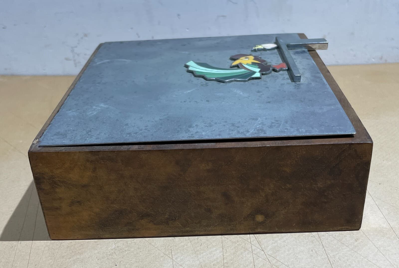 Arti Decorative Del '900: Scatola Porta Gioie Con Gallina E Pulcino