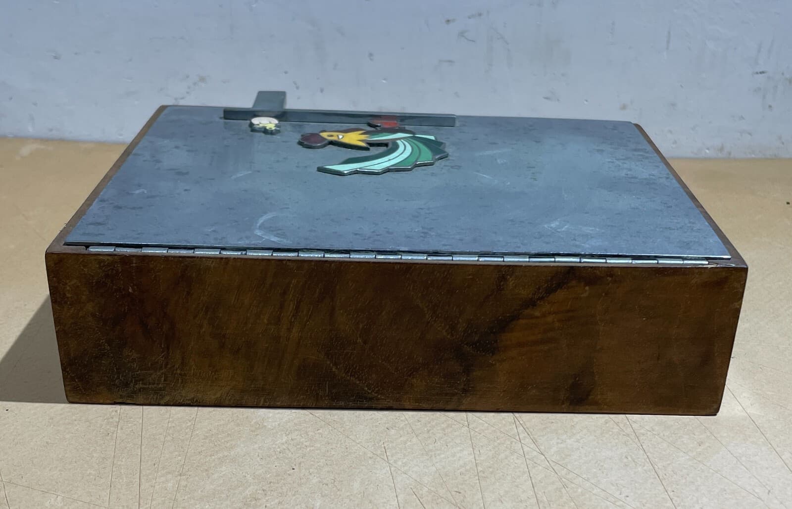 Arti Decorative Del '900: Scatola Porta Gioie Con Gallina E Pulcino