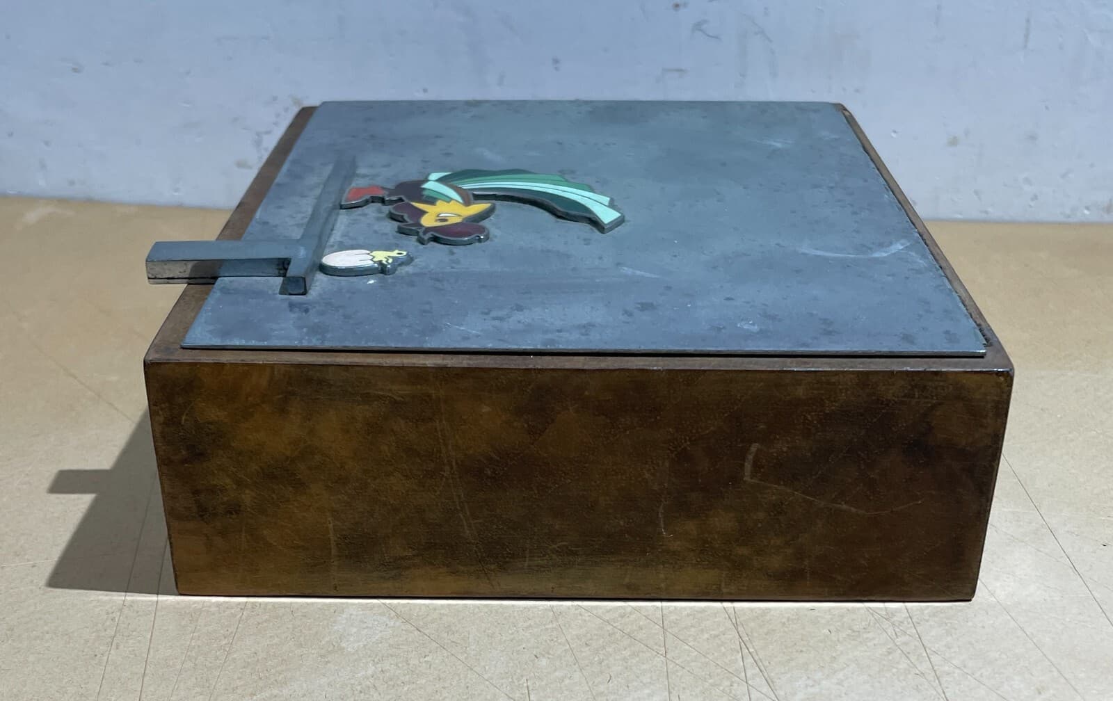 Arti Decorative Del '900: Scatola Porta Gioie Con Gallina E Pulcino