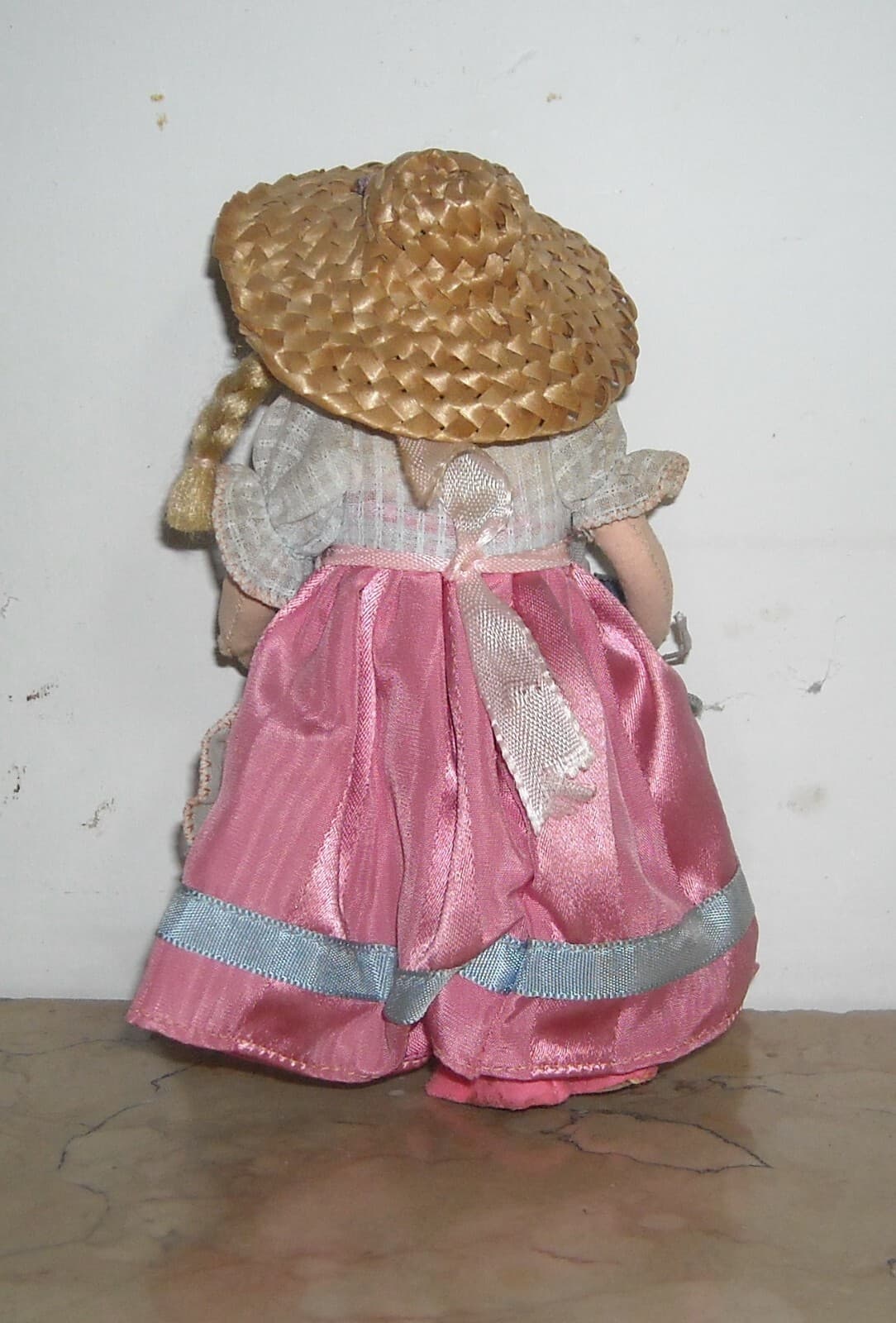 Folklore: Costumi Popolari, Toscana. Produzione Magis, Roma. Bambola Da Collezione d'Epoca