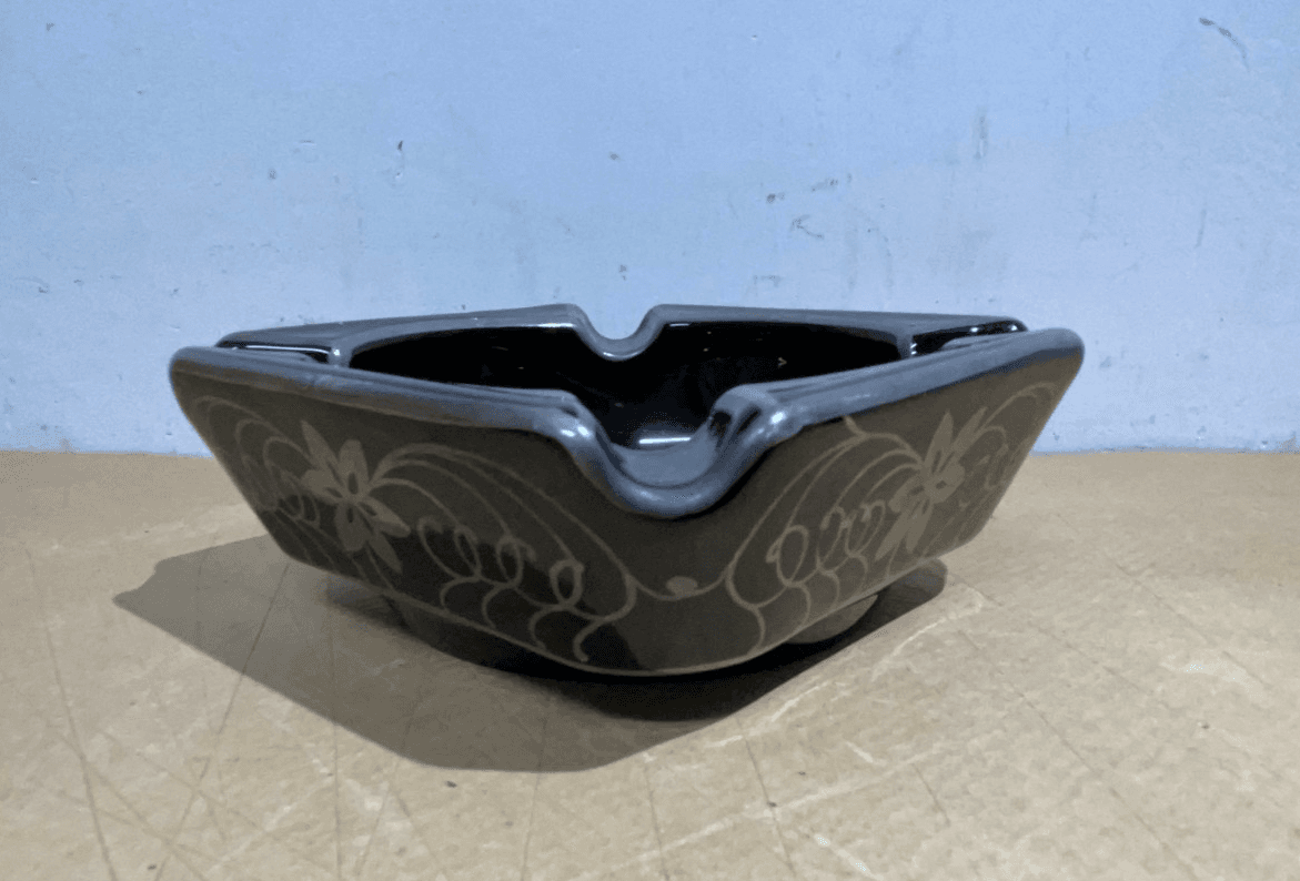 Posacenere d'Epoca In Vetro Bruno Laminato In Argento