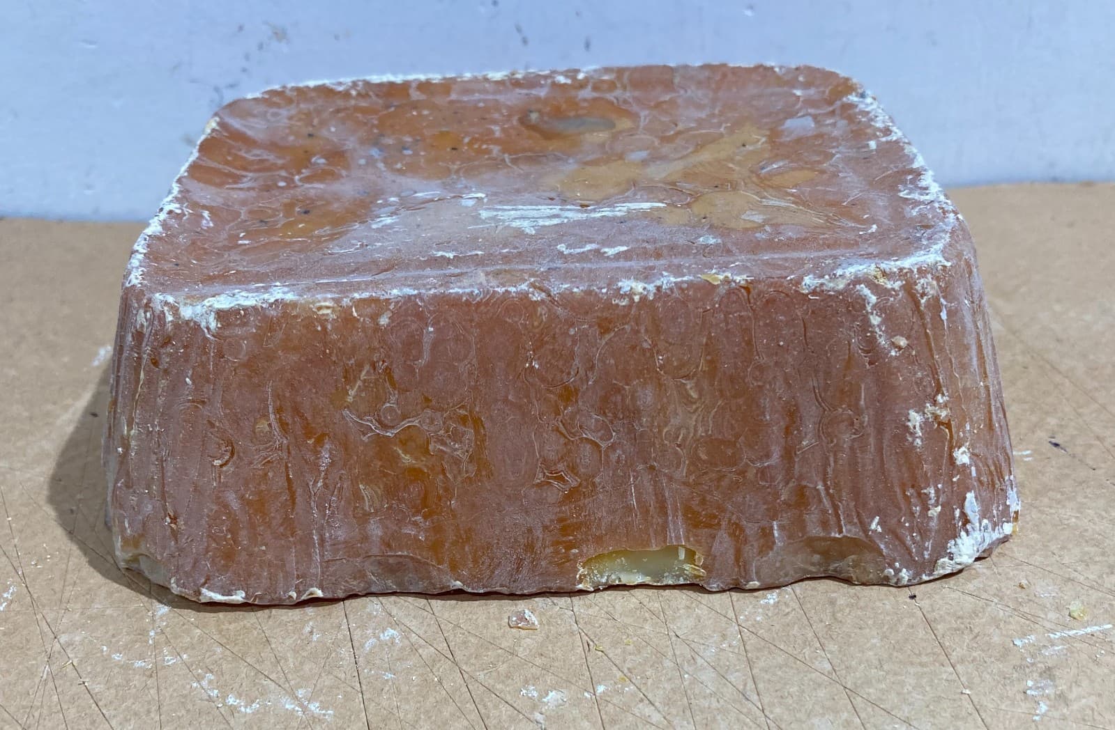 Insolito Oggetto, Probabilmente Blocco Di Cera Solida, Superficie Ambrata d'Epoca