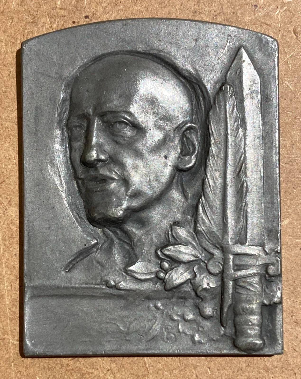 Placchetta di Gabriele d'Annunzio, Donzelli per Trieste