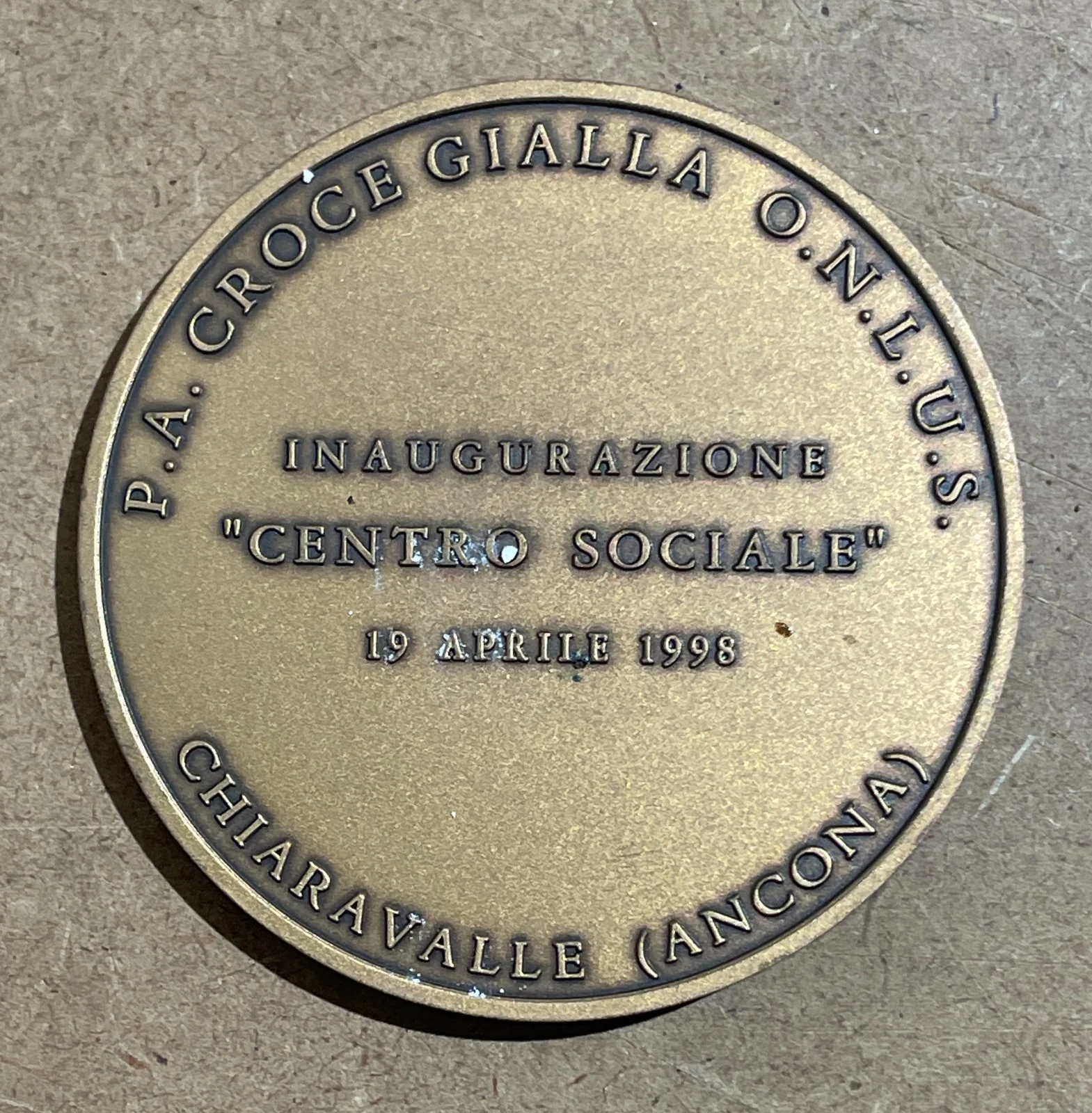 Medaglia del Centro Sociale Croce Gialla, Chiaravalle 1998, foto 3 di 3