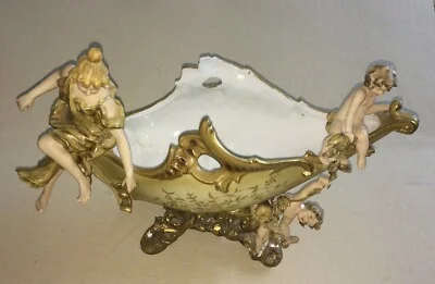 Centrotavola Capodimonte in Porcellana, Figura e Putti, foto 12 di 12