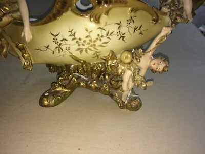 Centrotavola Capodimonte in Porcellana, Figura e Putti, foto 11 di 12