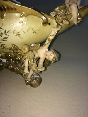Centrotavola Capodimonte in Porcellana, Figura e Putti, foto 2 di 12