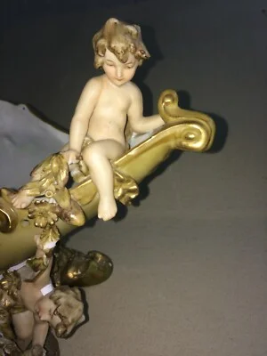 Centrotavola Capodimonte in Porcellana, Figura e Putti, foto 6 di 12