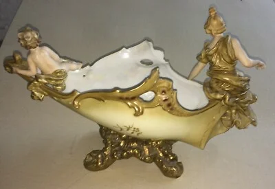 Centrotavola Capodimonte in Porcellana, Figura e Putti