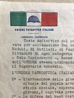 Politica, Militaria: Unione Patriottica, Caduti In Guerra, Reduci, Tricolore Con Elmo