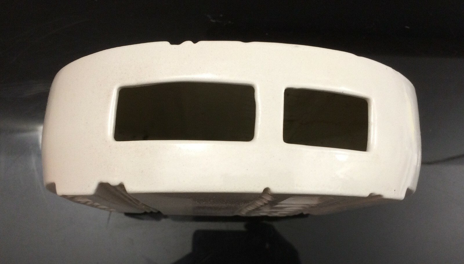 Vaso Artistico In Ceramica Soprammobile d'Arte Moderna Con Rilievi