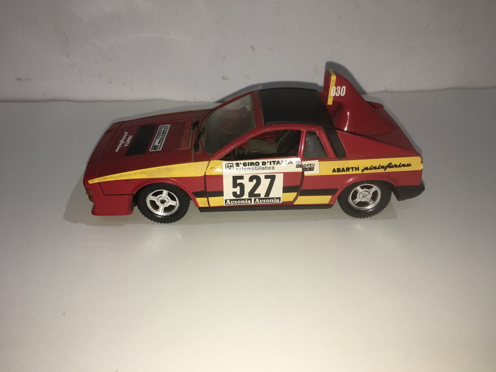 Auto, Automobilismo E Gran Premio: Ferrari E Macchinine Da Collezione In Miniatura